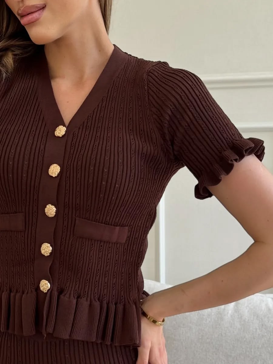 кардиган трикотажный вязаный с баской и рюшами mior,костюм трикотажный с юбкой,трикотажное платье,костюм с юбкой,вязаный трикотаж