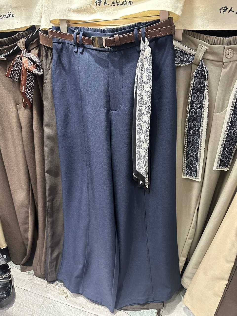брюки классические,повседневные брюки,брюки модные,широкие брюки,брюки для женщин