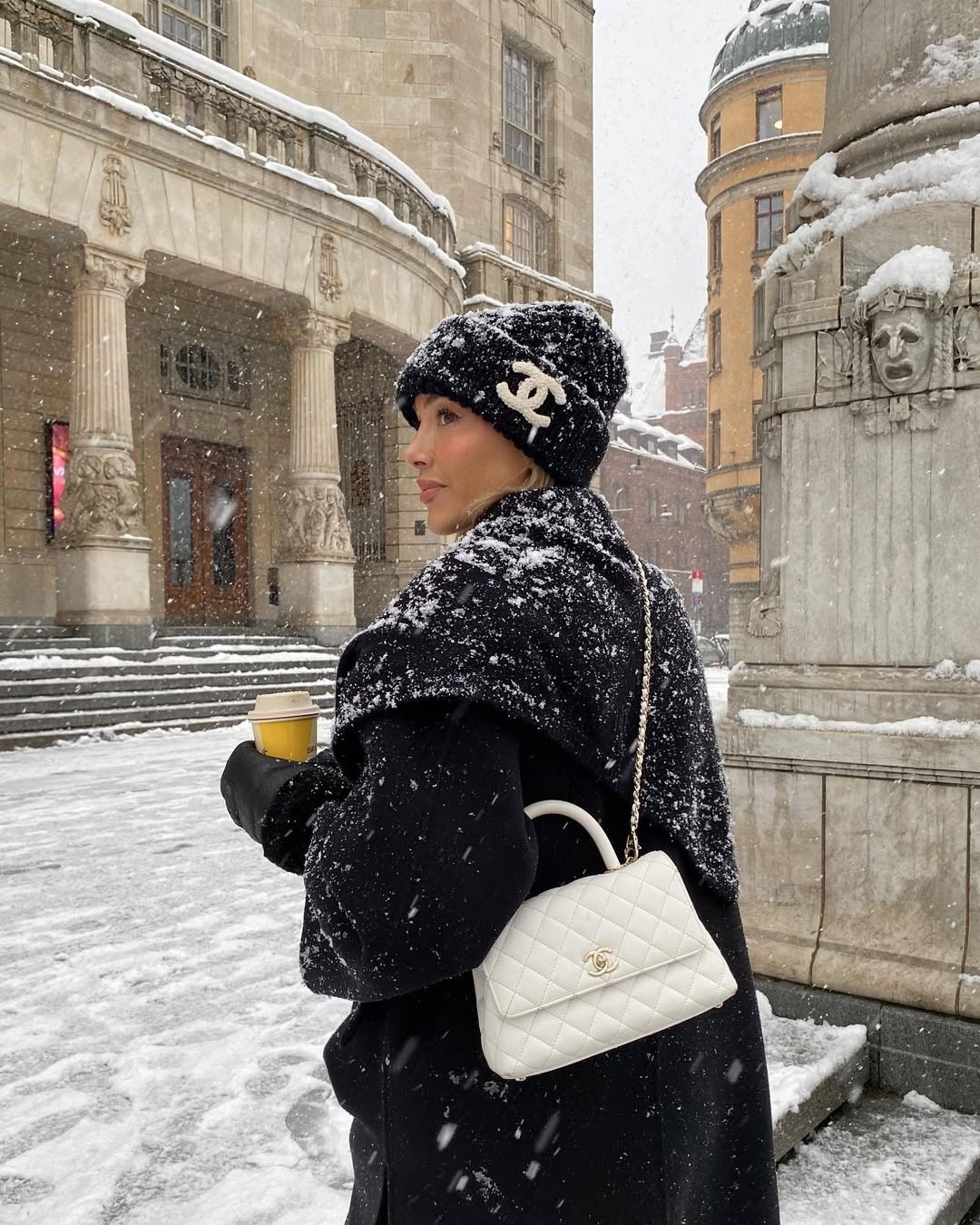 шапка chanel,вязаная шапка chanel,вязаные эластичные шапки bini chanel,шапка шанель,chanel новая осенне-зимняя модная шапка baotou