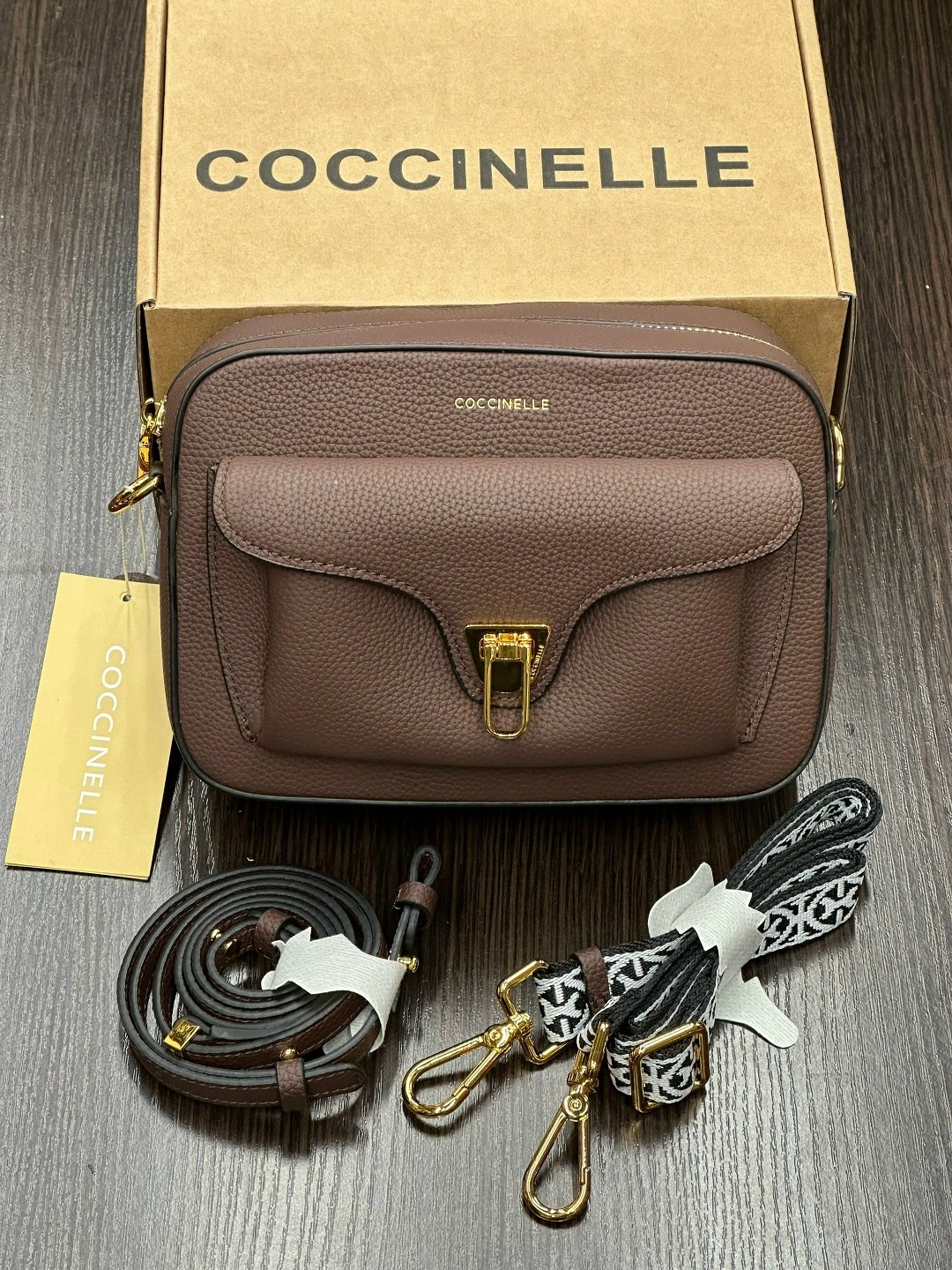 сумка coccinelle,сумка женская coccinelle,coccinelle beat soft,сумка кросс-боди coccinelle crossbody beat черный,сумка через плечо coccinelle