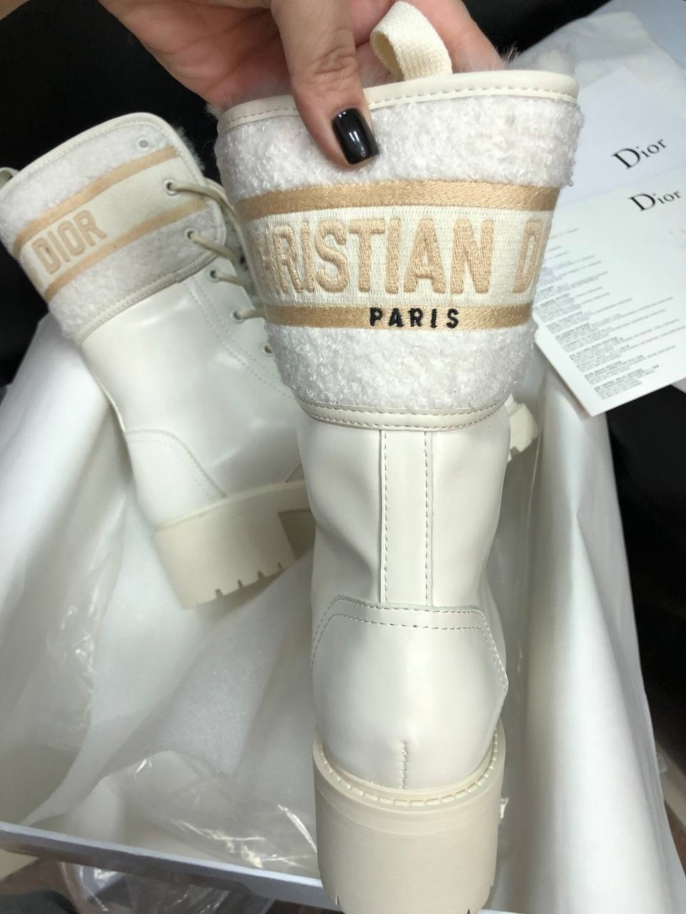 ,ботинки кристиан диор,ботинки кристиан диор женские,ботинки диор женские белые,ботинки dior