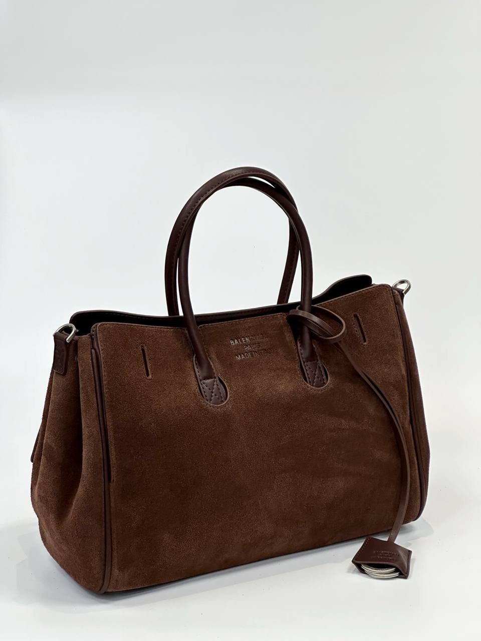 женская сумка из натуральной замши и кожи от balenciaga,сумка balenciaga bel air женская замшевая vera pelle,сумка женская,женская замшевая сумка balenciaga коричневая с кожаными вставками,сумка из на