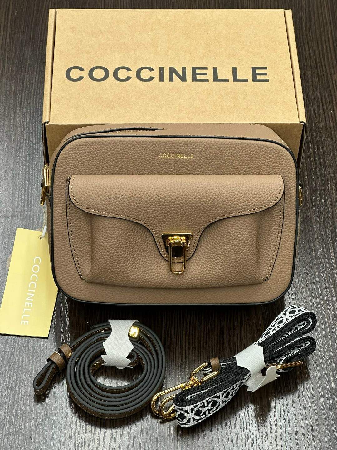 сумка coccinelle,сумка женская coccinelle,coccinelle beat soft,сумка кросс-боди coccinelle crossbody beat черный,сумка через плечо coccinelle