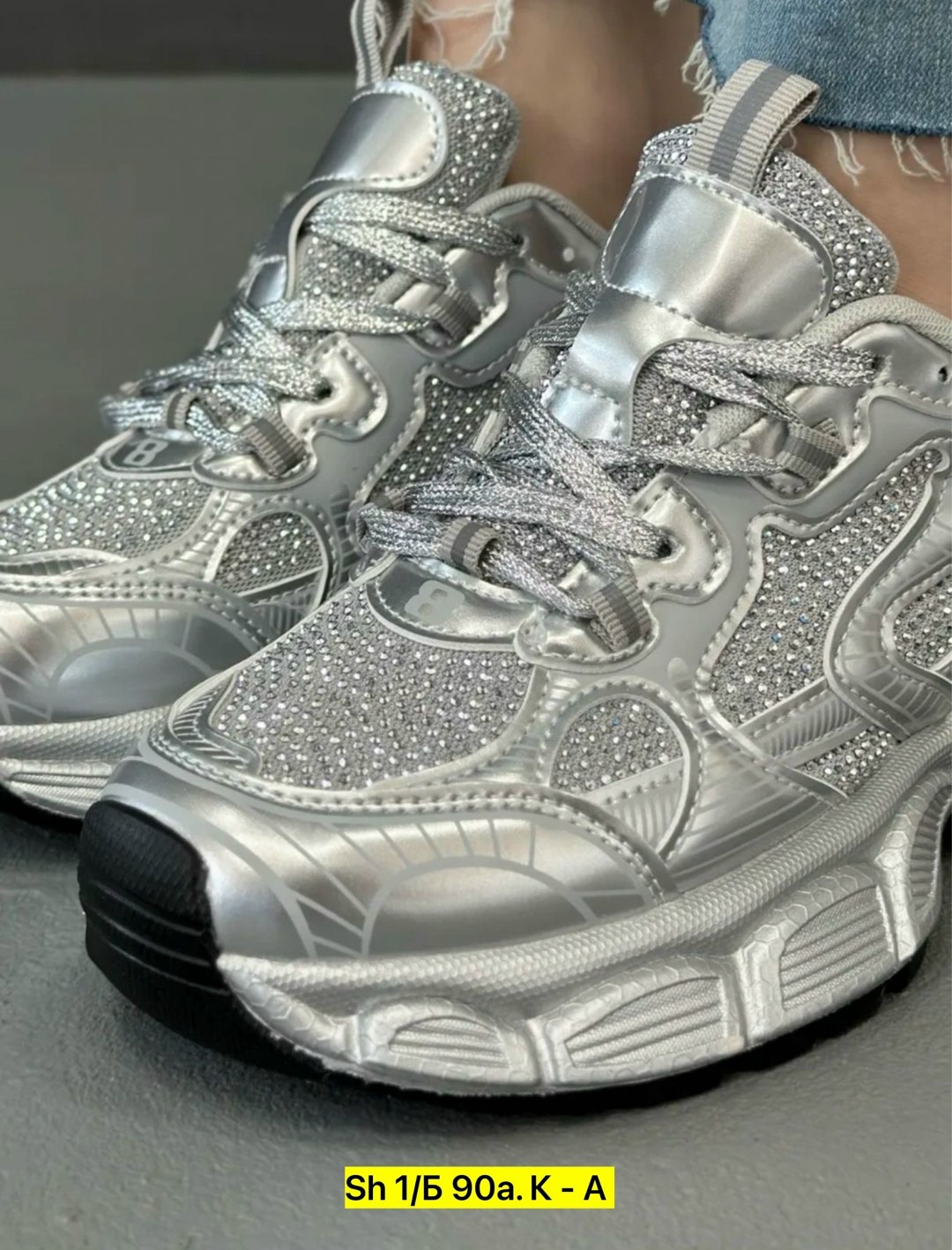 кроссовки balenciaga,balenciaga кроссовки женские,женские кроссовки,женские кроссовки balenciaga runner серебристые,кроссовки баленсиага женские