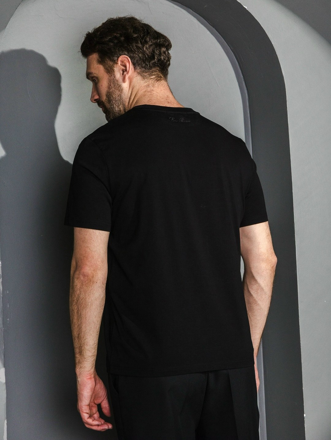 футболки мужские,футболка мужская черная,базовая футболка,футболка,футболка базовая мужская