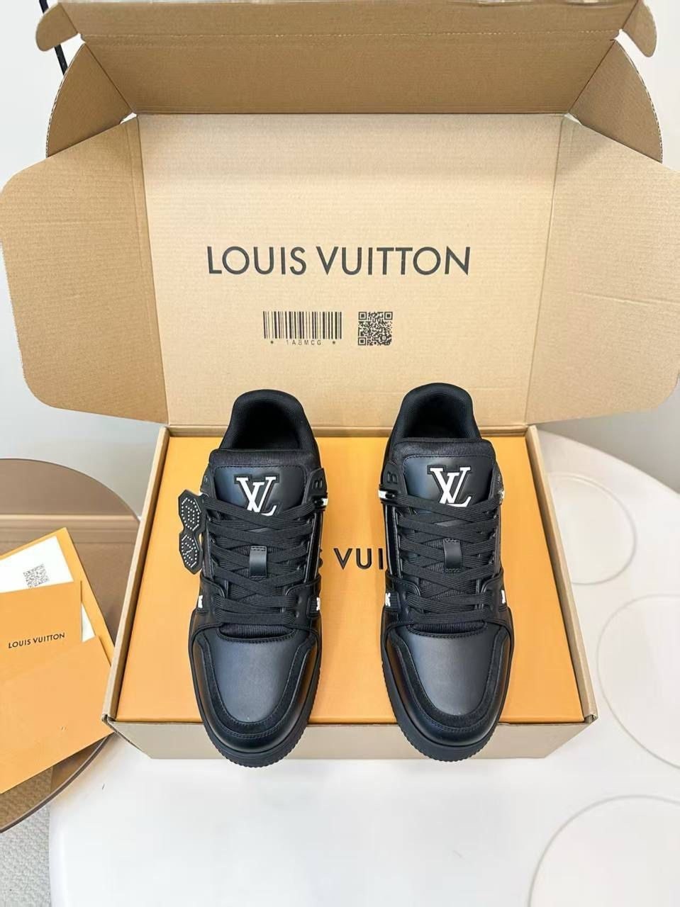 кроссовки louis vuitton мужские,кроссовки louis vuitton trainer,кроссовки louis vuitton,мужские кроссовки louis vuitton trainer черные,премиальные кроссовки louis vuitton