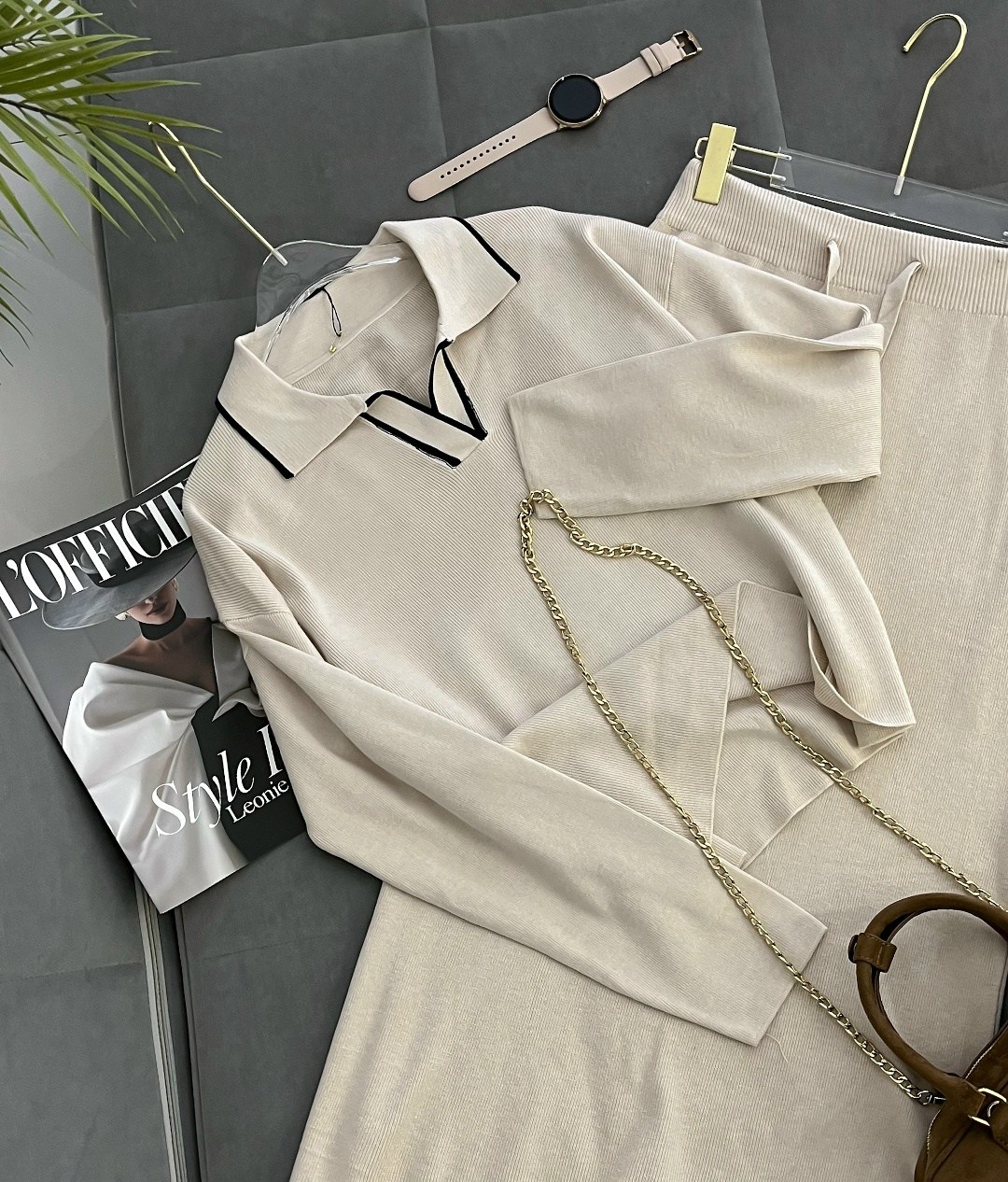 костюм бежевый,женский трикотажный костюм,кофта женская,женские костюмы,трикотажный костюм с юбкой офис вязаный