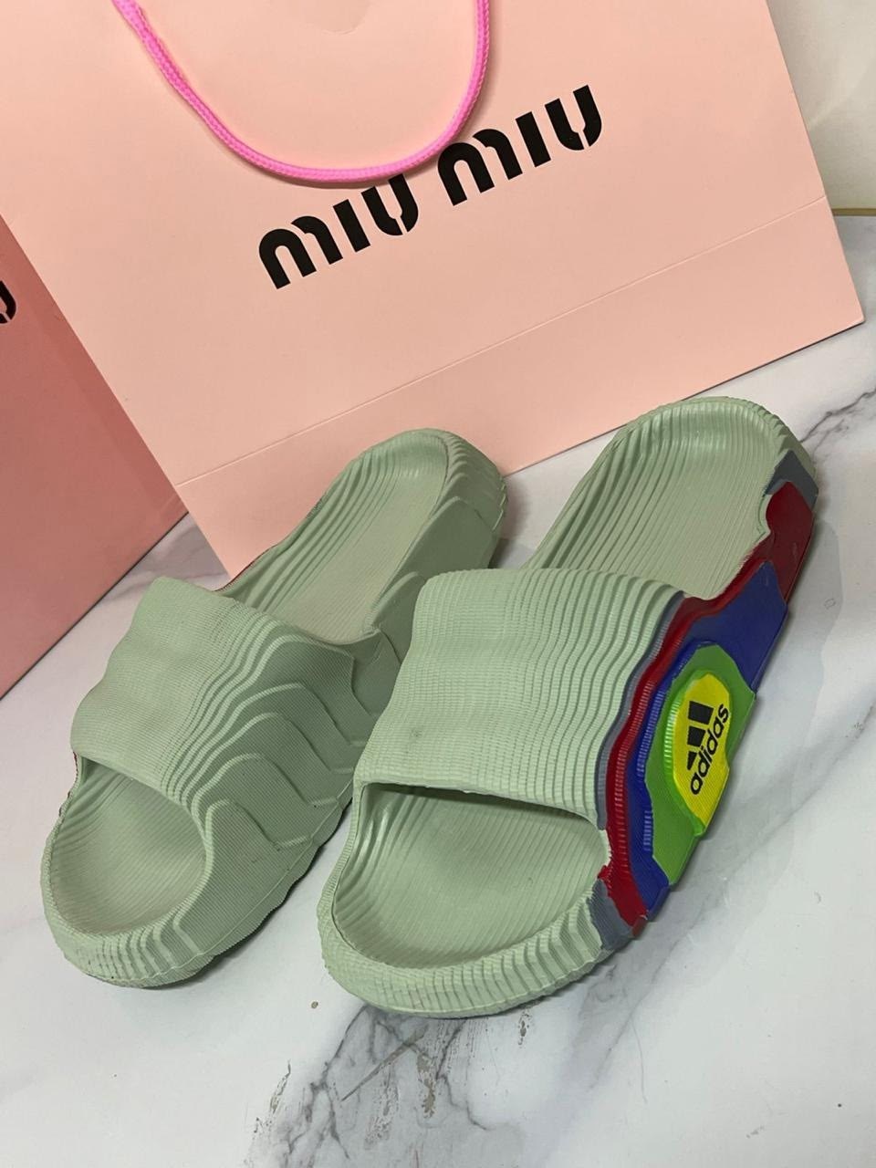 adidas originals adilette 22 slides,шлепанцы adidas,летние тапочки,шлепанцы adidas adilette,шлёпанцы женские