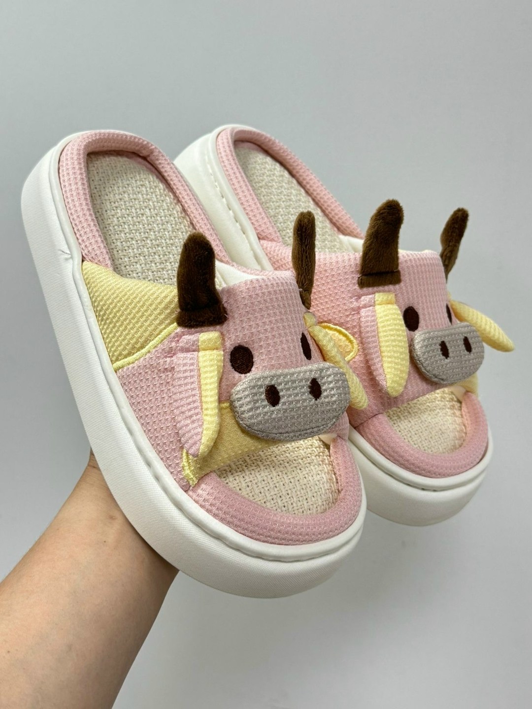 домашние тапочки,тапочки корова,милые тапочки,тапочки для дома,плюшевые тапочки