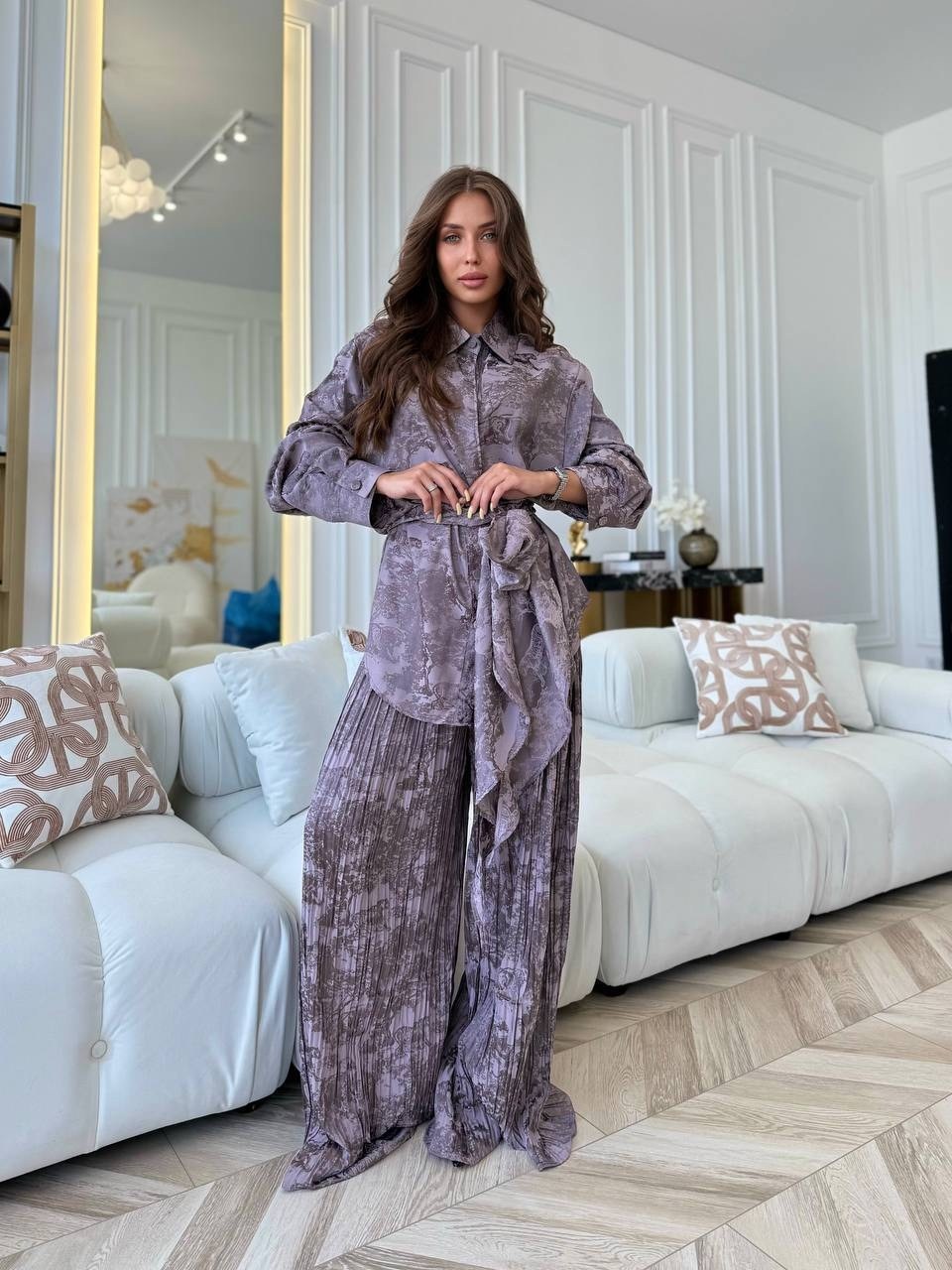 шелковый костюм,костюм классический,костюм с брюками,женский костюм,брючный женский костюм