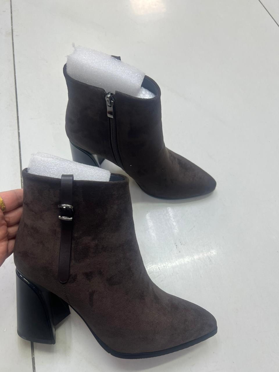 ботильоны демисезонные классические на среднем каблуке,ботильоны женские,ботильоны карло пазолини замшевые,ботильоны,