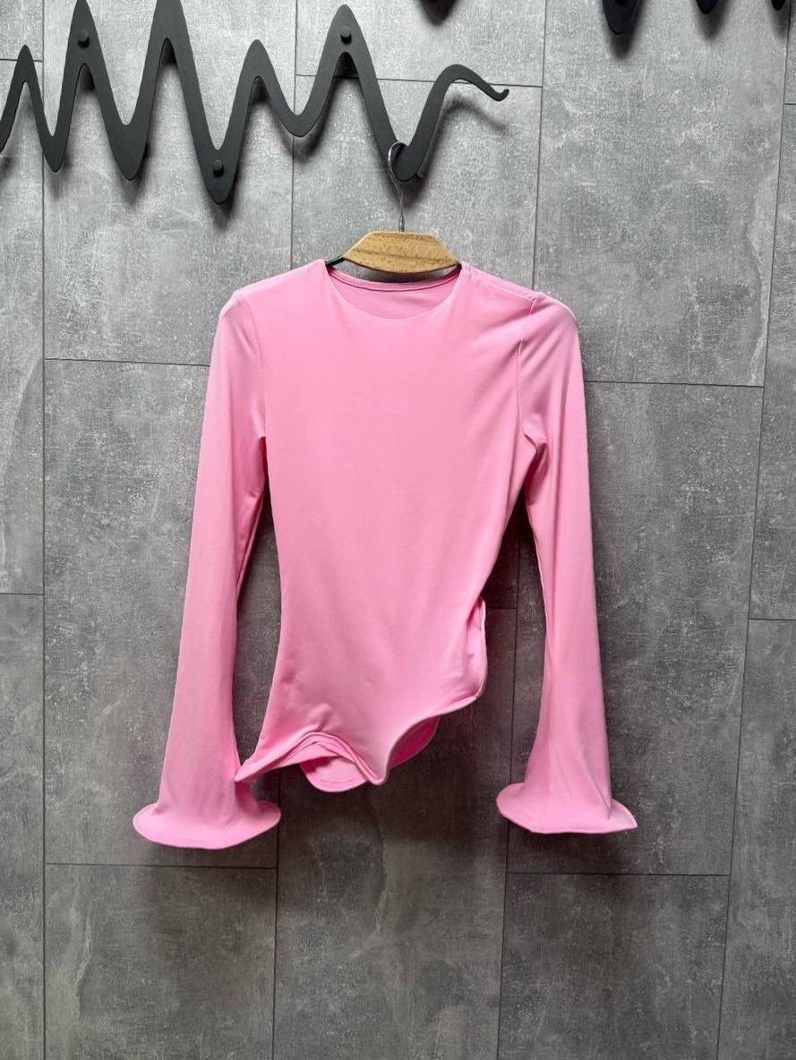 джинсы с цепочкой,широкие женские джинсы,джинсы модные,джинсы стильные,джинсы с цепью