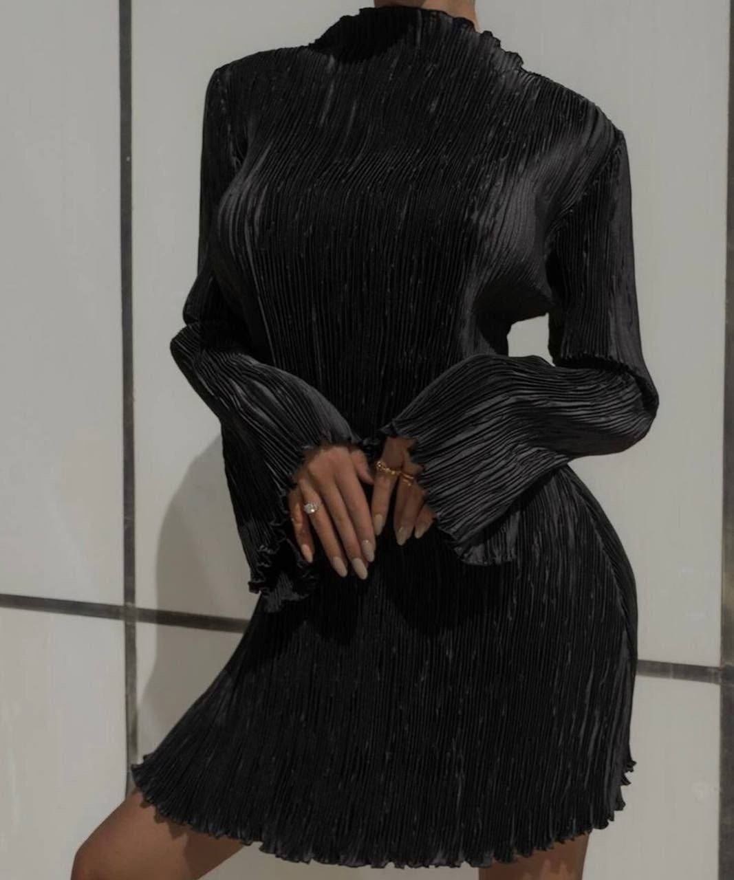 платье плиссе,2026 расклешенное плиссированное сексуальное платье с длинными рукавами,черное платье плиссе,платье букле,черное плиссированное платье