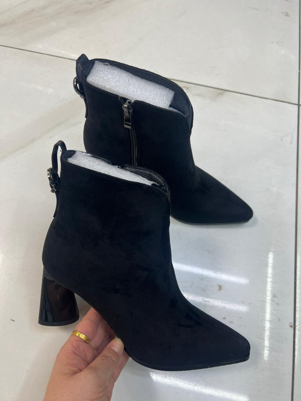 ботильоны демисезонные классические на среднем каблуке,ботильоны женские,ботильоны карло пазолини замшевые,ботильоны,