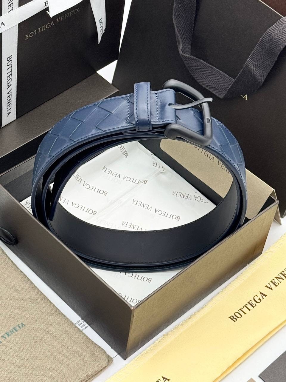 мужской ремень bottega veneta,ремень боттега венета мужской,ремень боттега венета,ремень bottega veneta,кожаный ремень bottega veneta