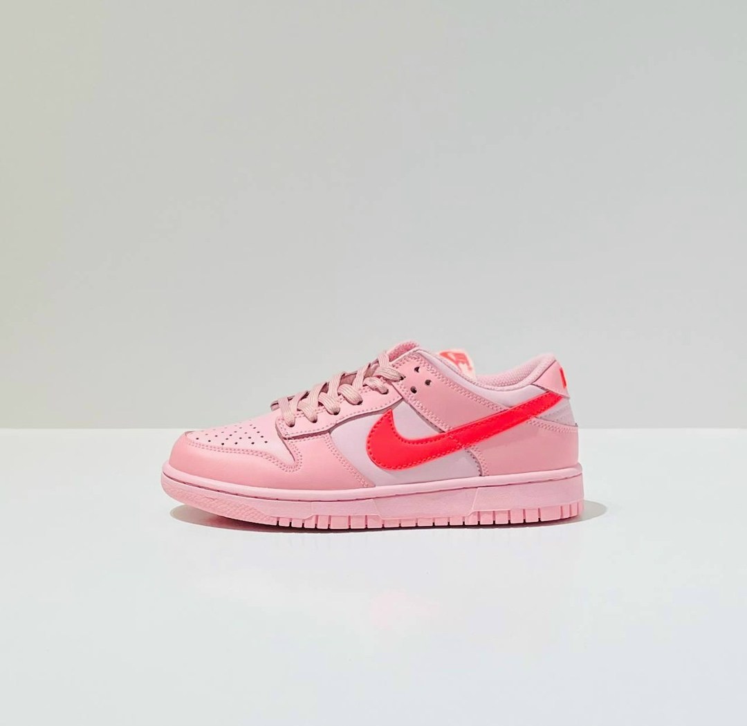 кроссовки найк розовые,nike dunk low triple pink gs,розовые найки,розовые найк данк,кроссовки найк женские розовые