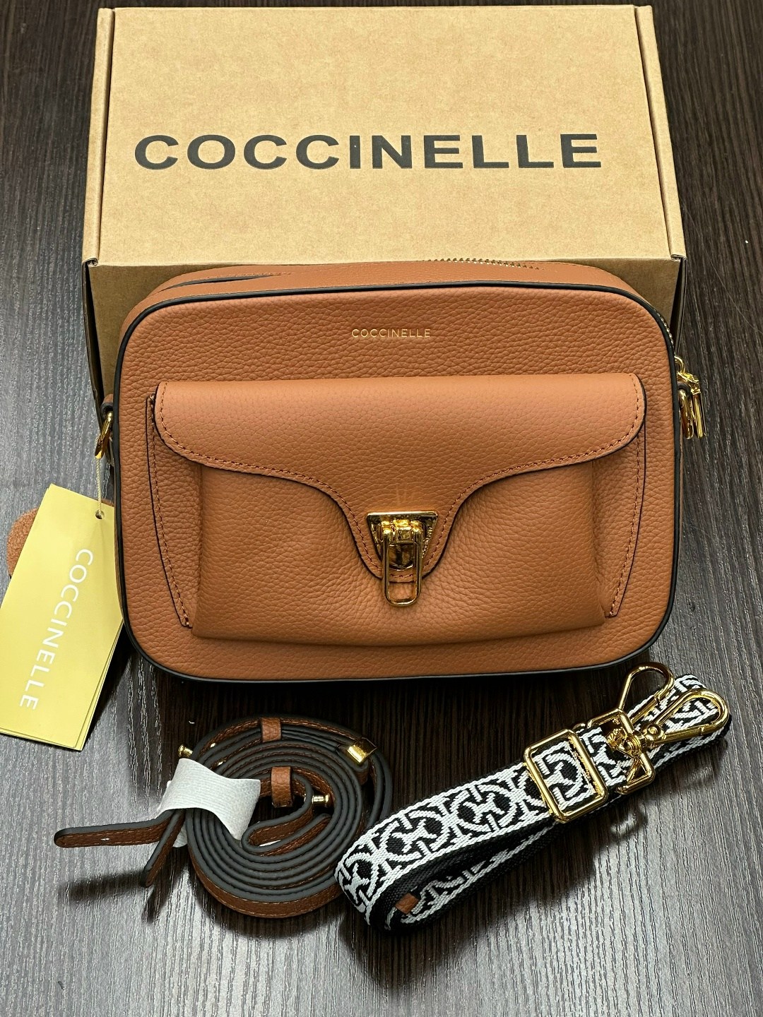 сумка coccinelle,сумка женская coccinelle,coccinelle beat soft,сумка кросс-боди coccinelle crossbody beat черный,сумка через плечо coccinelle