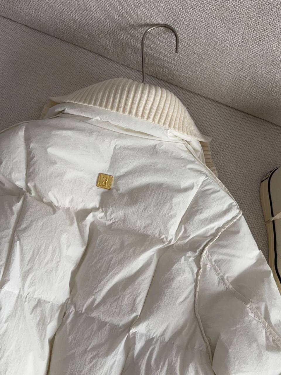 стильная куртка,куртка женская,куртка,зимняя куртка,куртка зимняя женская