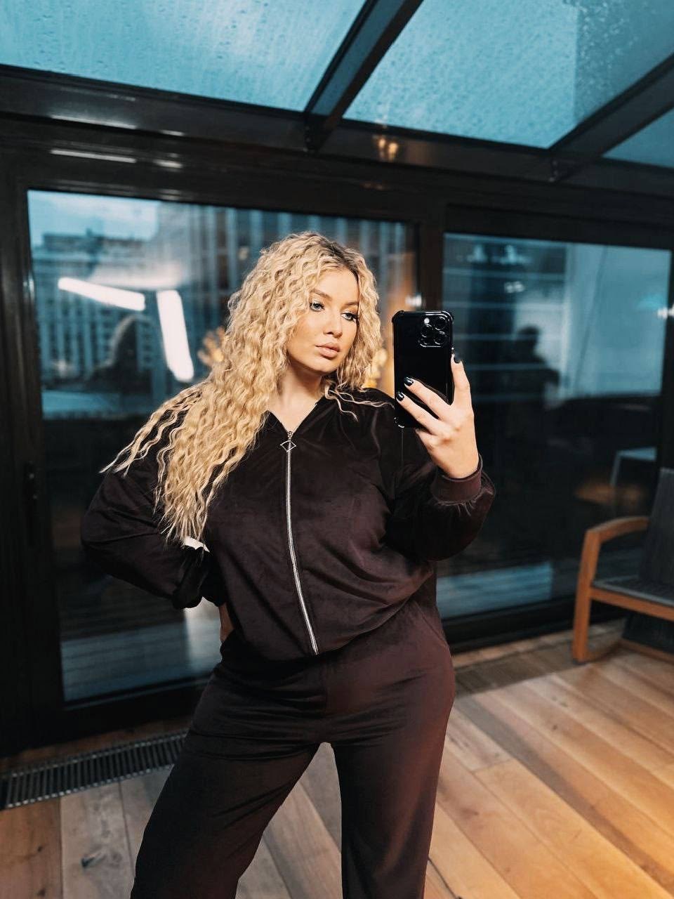 костюм женский велюровый,велюровый костюм спортивный,велюровый спортивный костюм женски,велюровый спортивный костюм большие размеры,женские велюровые спортивные костюмы