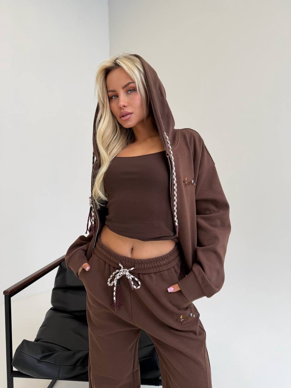 костюм женский на флисе,стильные костюмы,костюм на флисе,спортивный костюм,спортивный костюм женский