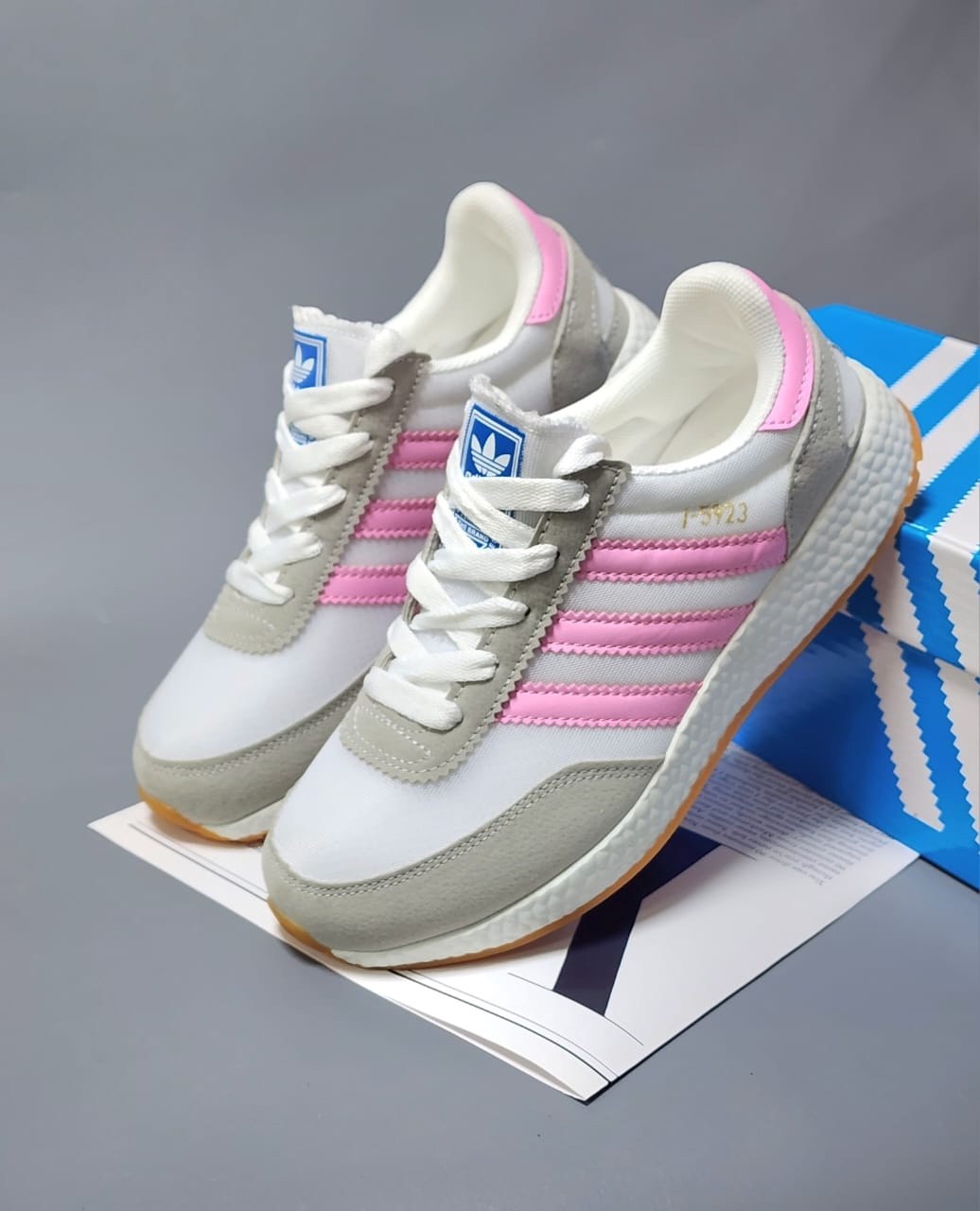 кроссовки adidas женские,adidas i 5923,кроссовки adidas,adidas iniki,кроссовки адидас женские