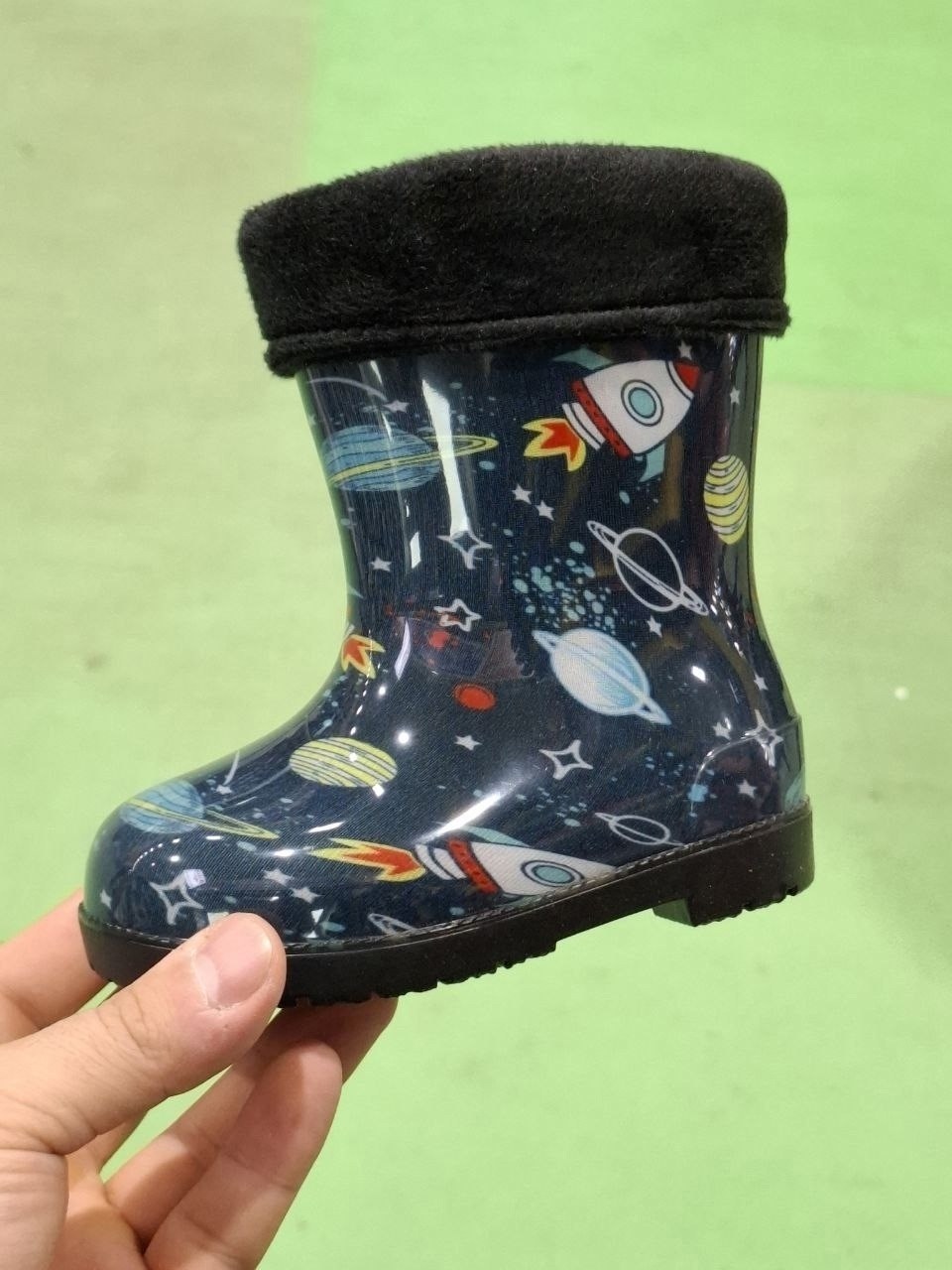 детские резиновые сапоги,детские резиновые сапоги радужные,резиновые сапоги,резиновые сапоги для девочки,носок в резиновые сапоги детские