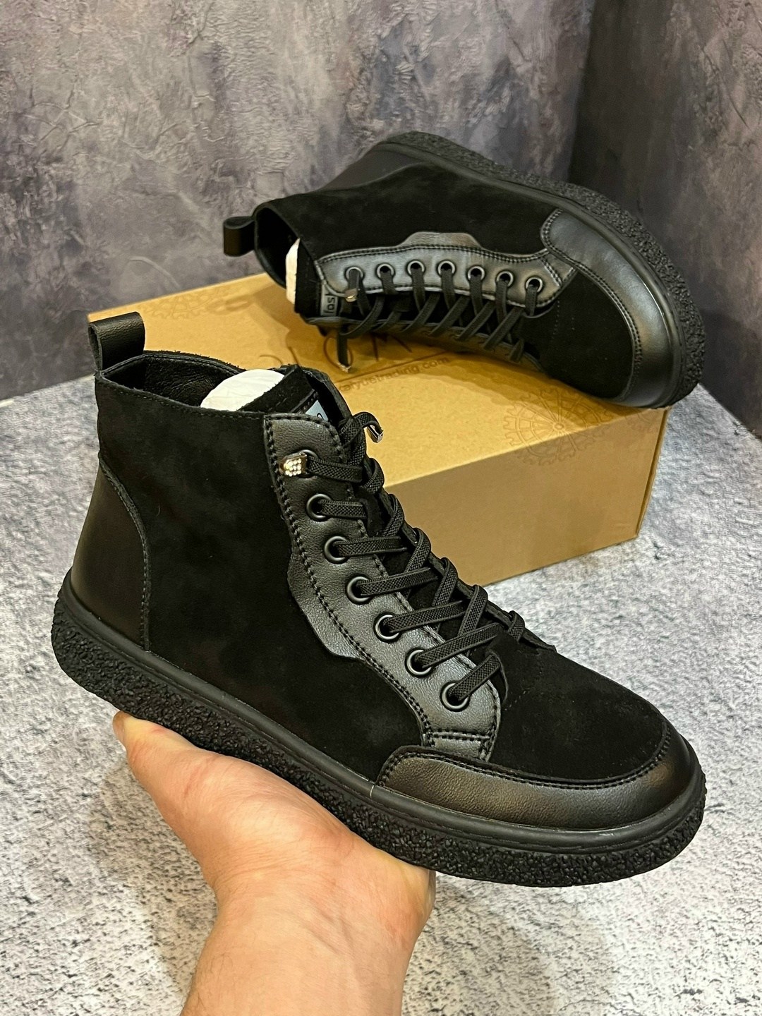 ,мужские высокие кеды clarks черные,ботинки мужские,зимние ботинки армани мужские,зимняя мужская