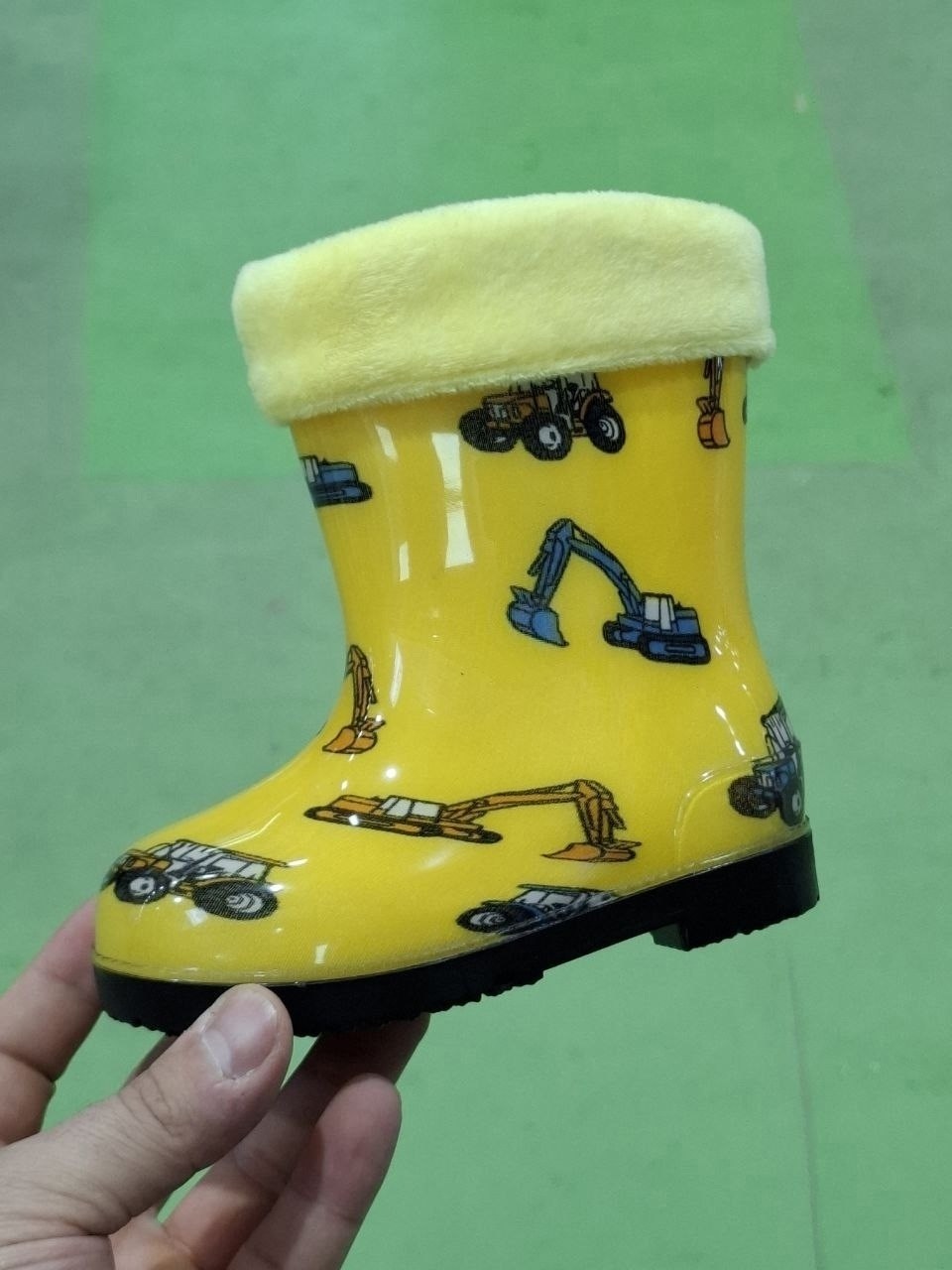 детские резиновые сапоги,детские резиновые сапоги радужные,резиновые сапоги,резиновые сапоги для девочки,носок в резиновые сапоги детские