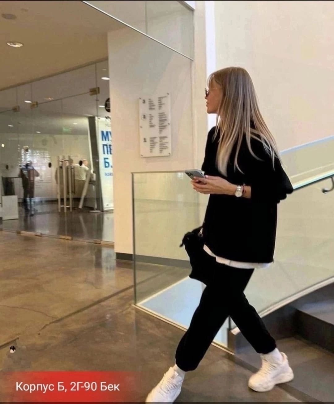 костюм женский оверсайз,спортивный костюм женский оверсайз,спортивный костюм с брюками оверсайз 365 stories,костюм женский,спортивные костюмы женские