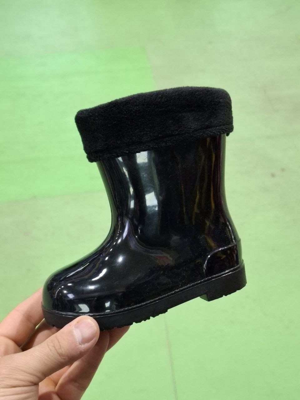 детские резиновые сапоги,детские резиновые сапоги радужные,резиновые сапоги,резиновые сапоги для девочки,носок в резиновые сапоги детские