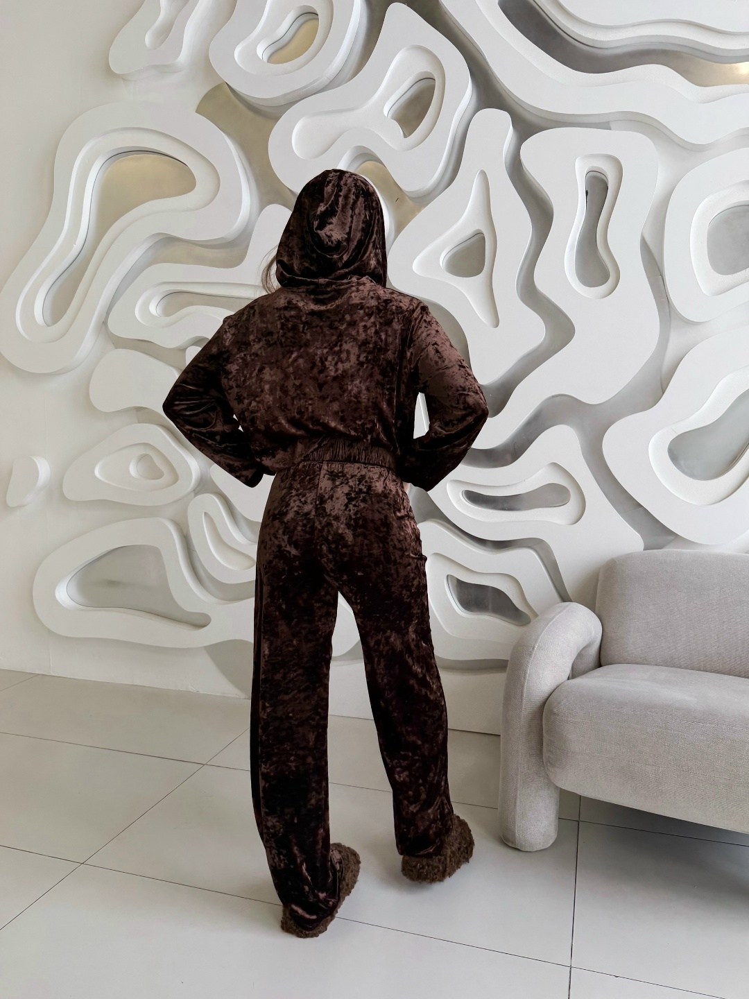 костюм велюровый,комбинезон велюровый,костюм велюровый женский,женский костюм из велюра с брюками палаццо happy fox,комбинезон велюровый женский