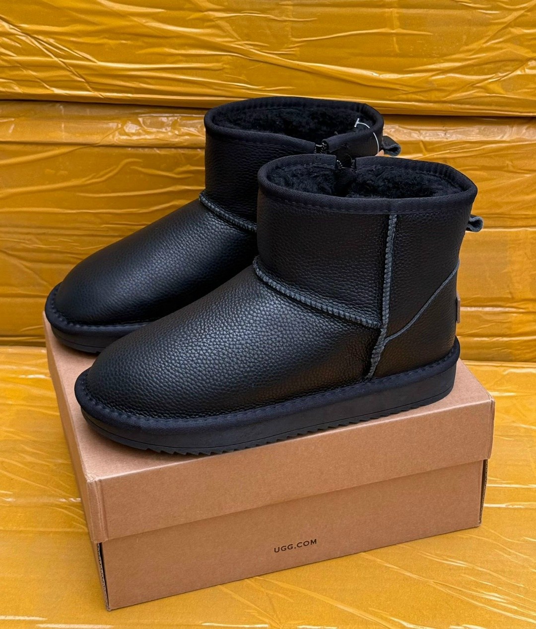 угги мужские кожаные,мужские угги ugg classic с мехом черные большие размеры,женские угги,мужские угги ugg,угги мужские