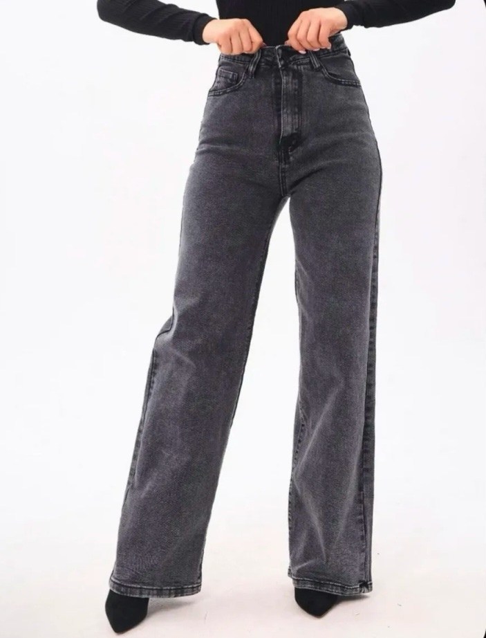 серые джинсы широкие,женские джинсы,джинсы женский серый,джинсы женские клеш от бедра,джинсы женские широкие