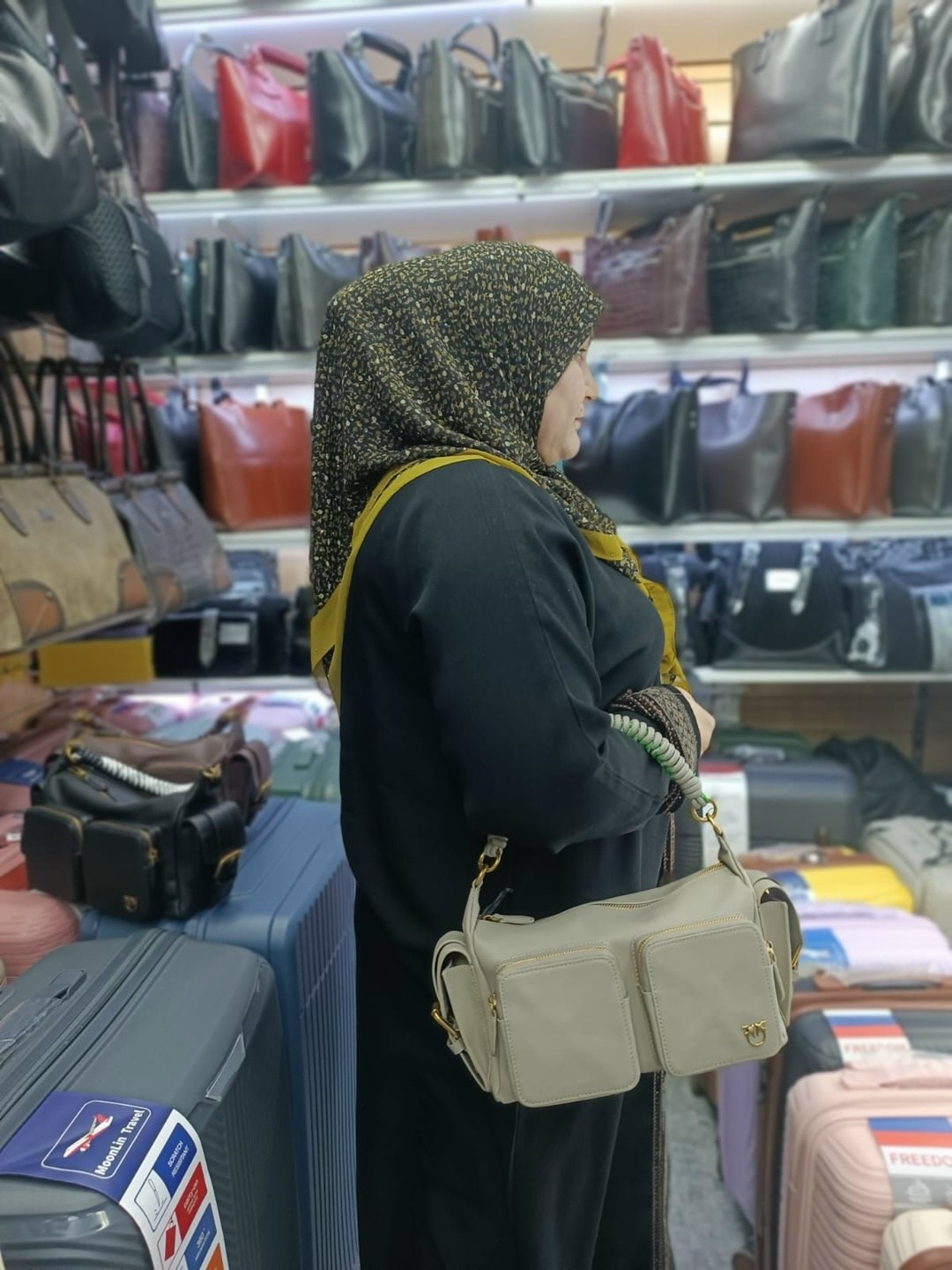 сумка pinko,женская сумка pinko,сумка женская pinko puff,сумка на плечо pinko,сумка