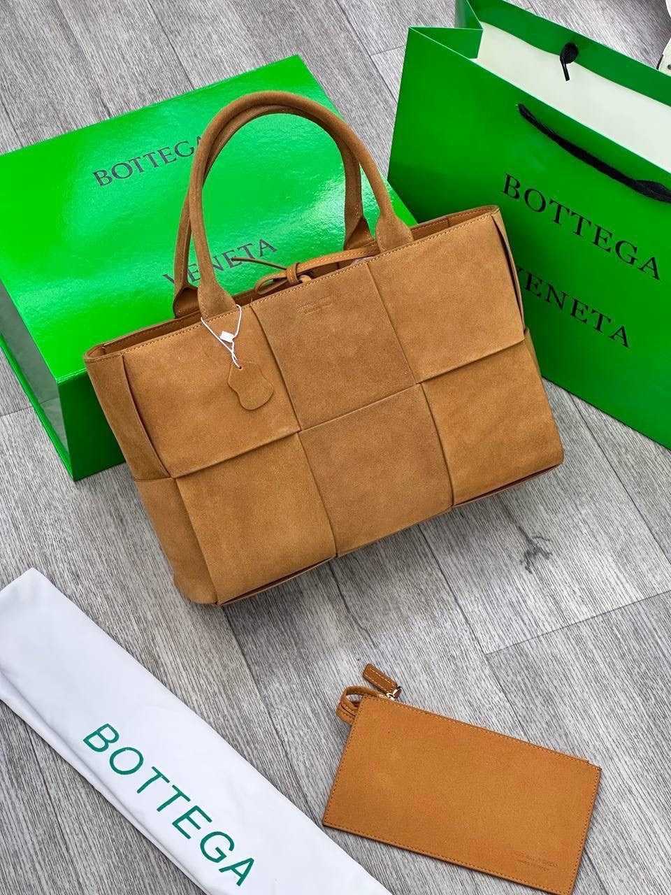 сумка женская bottega veneta,замшевая сумка,сумка замшевая женская,сумка bottega veneta arco замшевая,сумка замшевая bottega veneta