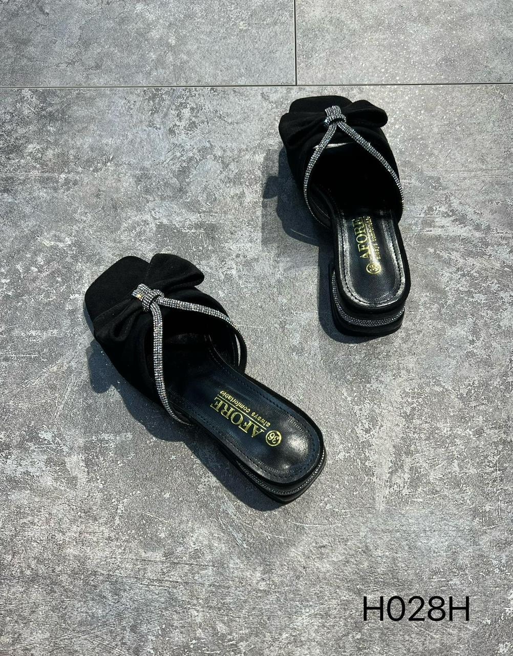 ,женские босоножки,шлепанцы на каблуке,модные шлепанцы,женские шлепанцы