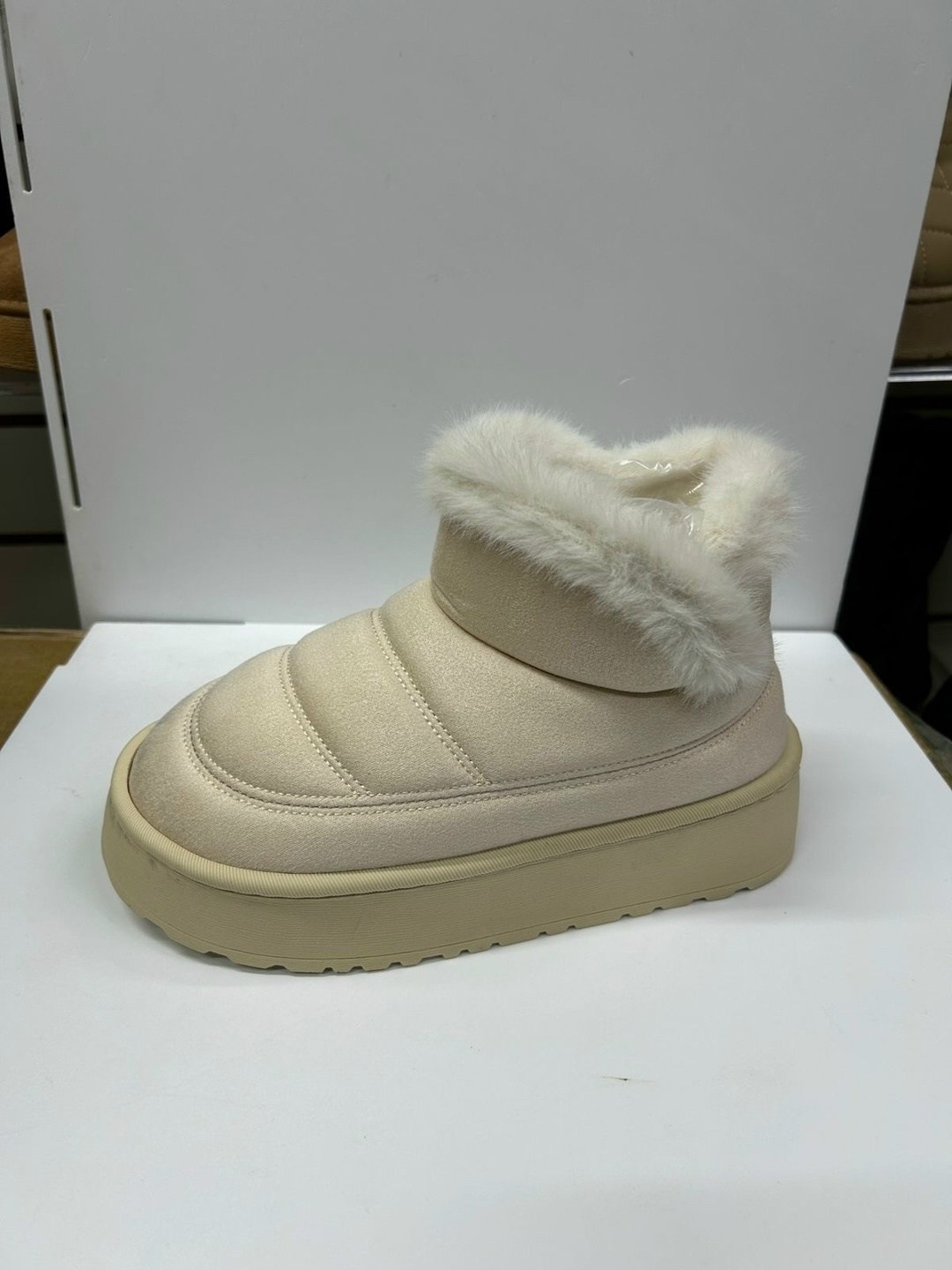 женские угги,,женская ,угги,угги женские зимние