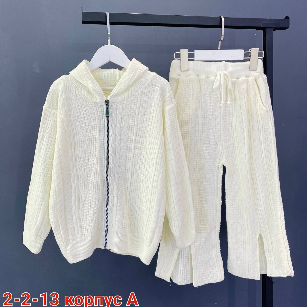 трикотажный костюм,костюм женский,костюм с брюками,брючный костюм,женская одежда