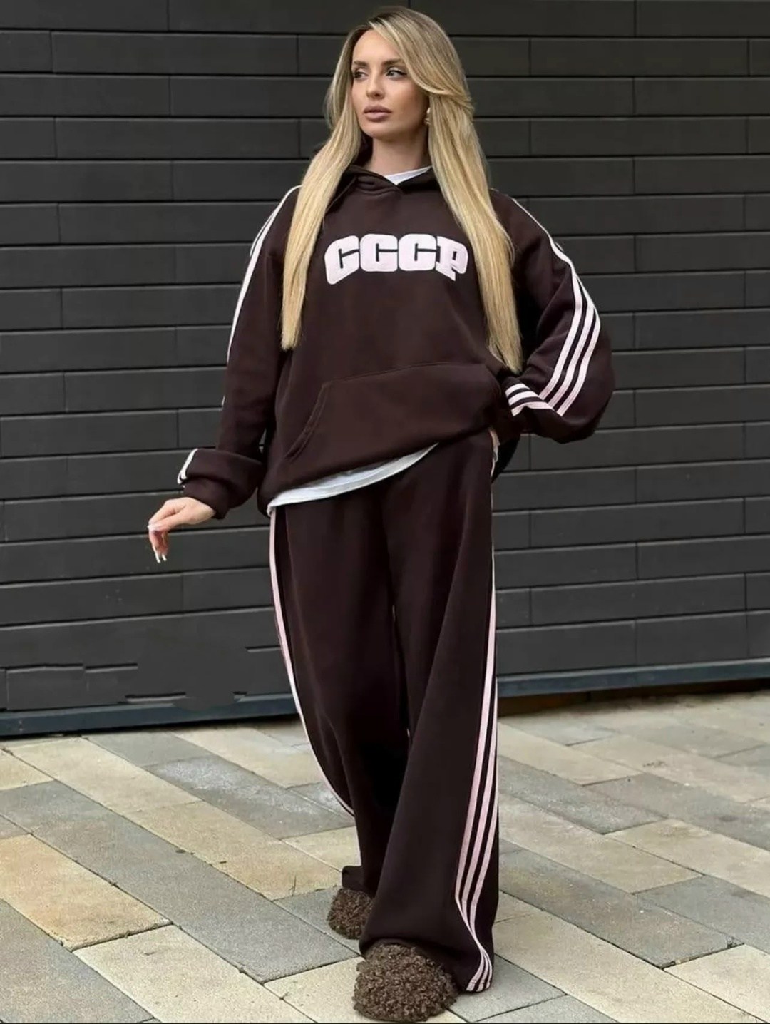 спортивный костюм женский,костюм женский,стильные костюмы,спортивный костюм,повседневный спортивный костюм