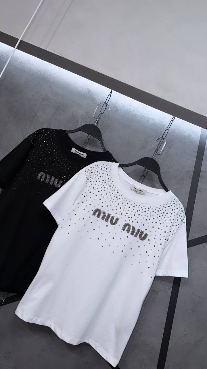 футболка миу миу,белая футболка стразы миу миу,футболка miu miu белая со стразами,футболка miu miu,женская футболка