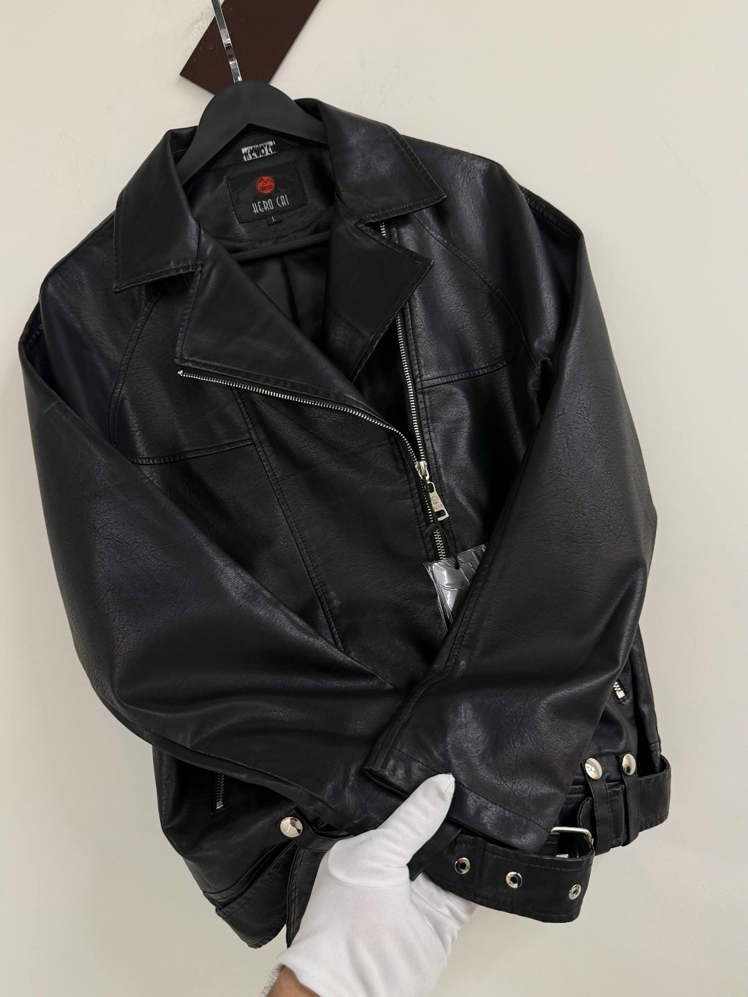 кожаная куртка косуха,куртка косуха,женская кожаная куртка,кожаная куртка,косуха кожаная