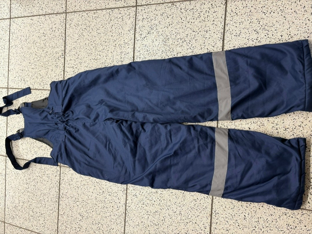 утепленный полукомбинезон,спецодежда полукомбинезон,утепленный комбинезон,зимний костюм,зимний полукомбинезон