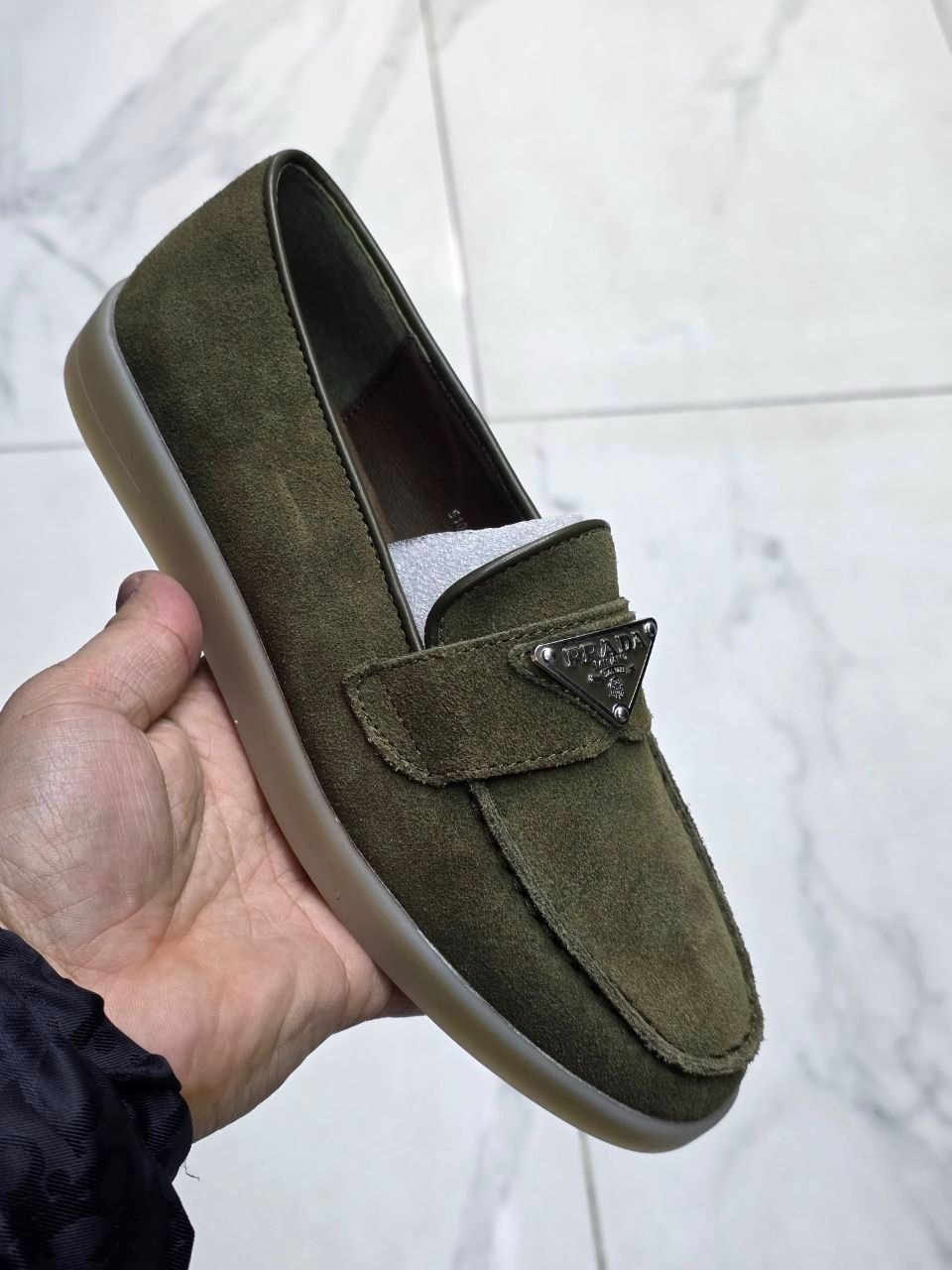 prada лоферы,лоферы прада,мокасины прада,лоферы прада женские,замшевые лоферы