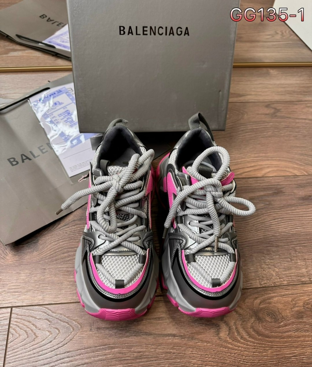 кроссовки balenciaga женские,кроссовки balenciaga,кроссовки баленсиага женские,женские кроссовки balenciaga 3xl серебристые с розовым,кроссовки balenciaga женские розовые