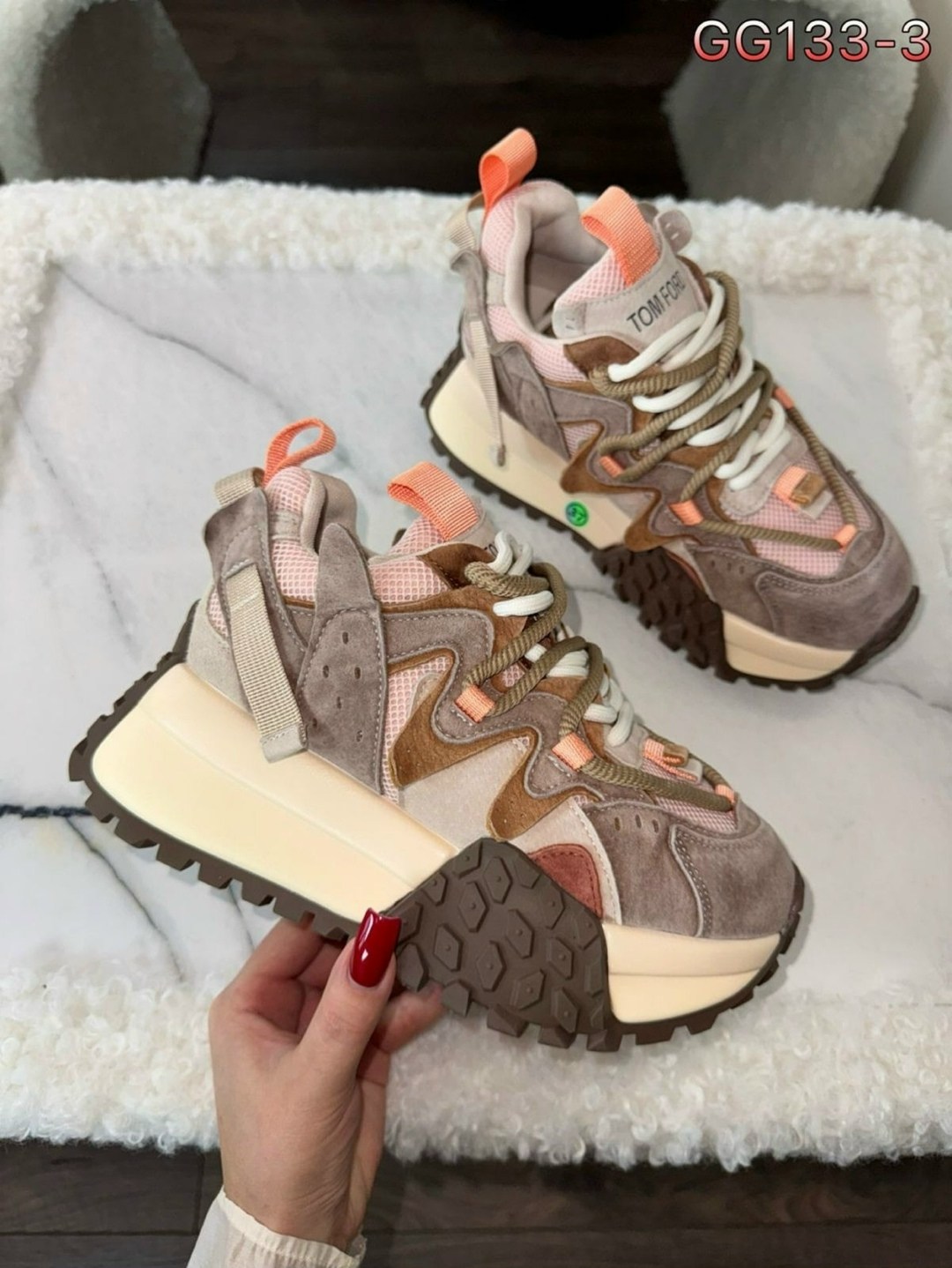 ,женские кроссовки реплика премиум качества tom ford,женские кроссовки,кроссовки том форд eleganta shoes,кроссовки том форд sportwear