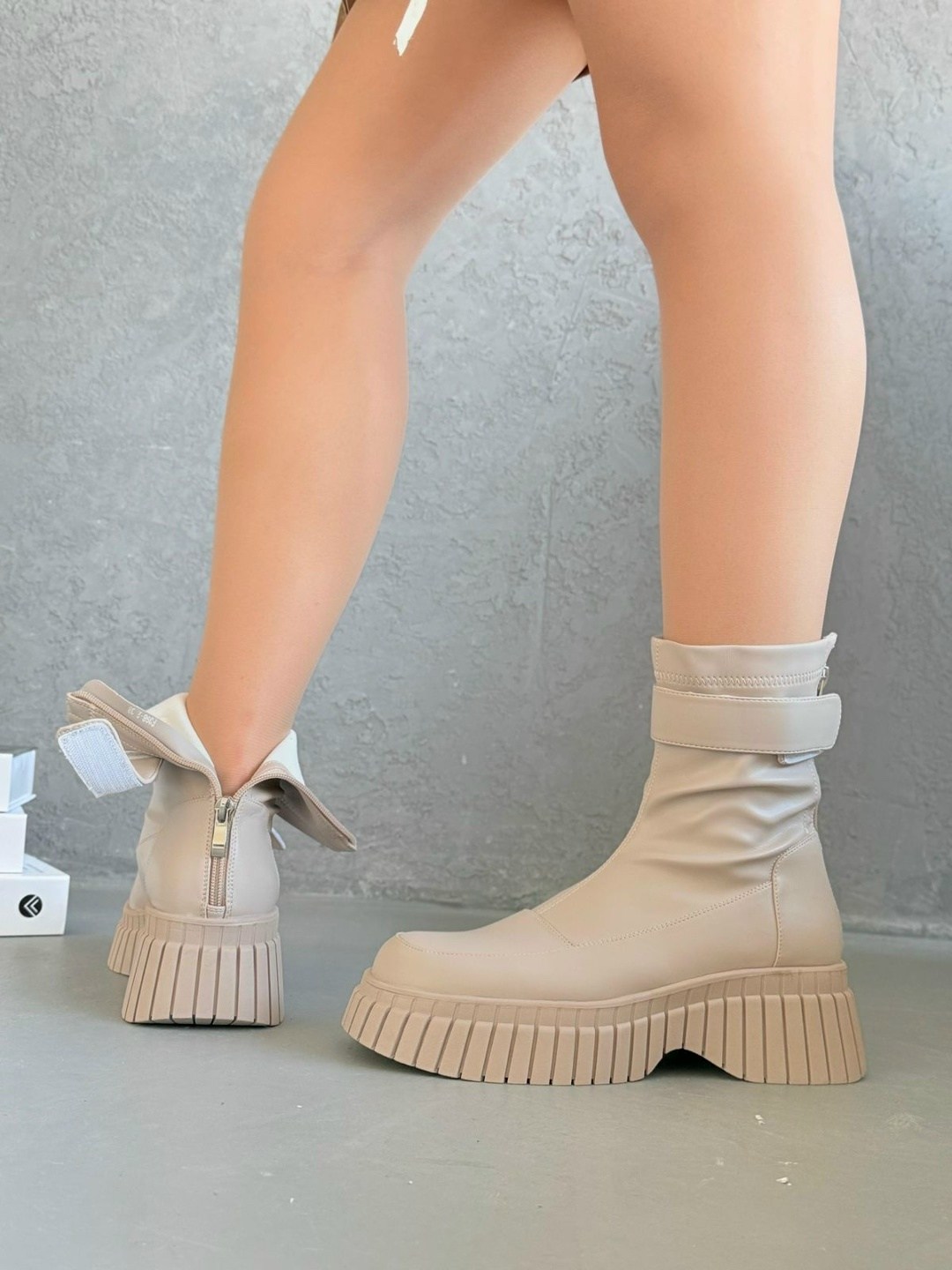 ,женские ботинки,ботинки из экокожи на массивной подошве k83, женская,модные сапоги