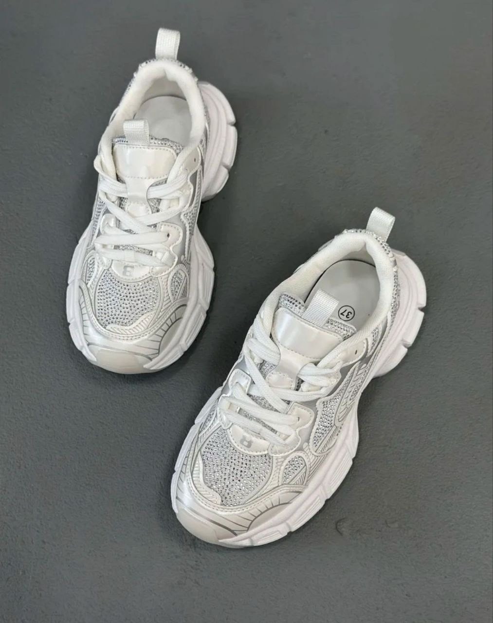 кроссовки женские,повседневные кроссовки,кроссовки для женщин,кроссовки модные,массивные кроссовки