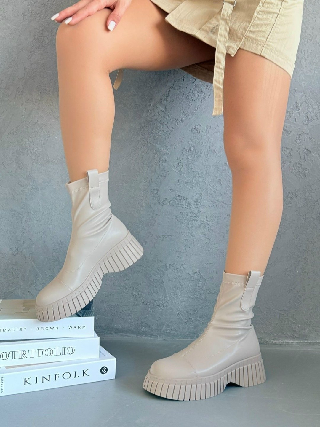 ,женские ботинки,ботинки из экокожи на массивной подошве k83, женская,модные сапоги