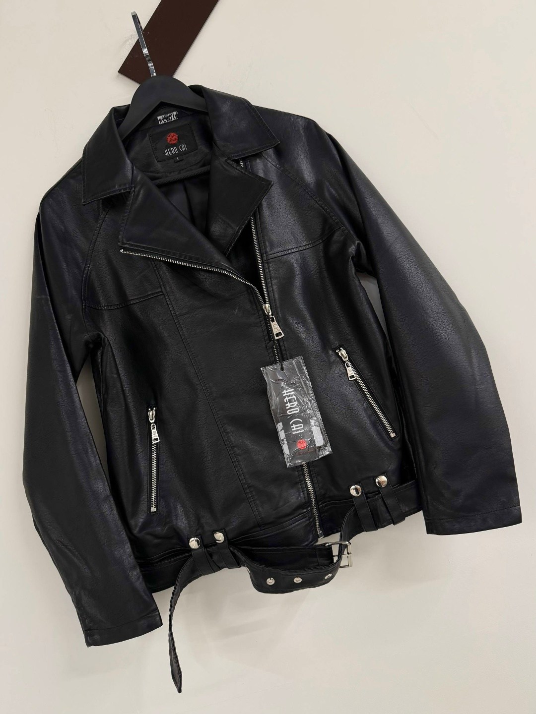 кожаная куртка косуха,куртка косуха,женская кожаная куртка,кожаная куртка,косуха кожаная