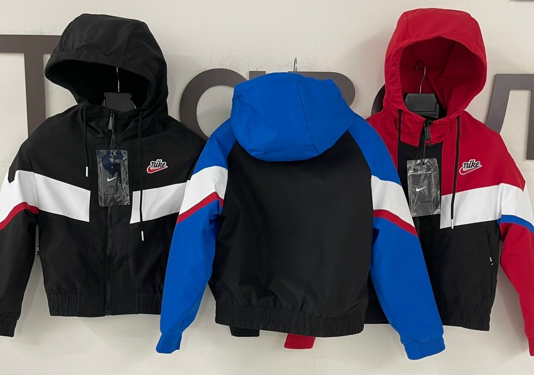 куртка для мальчика,nike windrunner,ветровка nike,куртка x nike hooded sport jacket black green white supreme,куртка подростковая